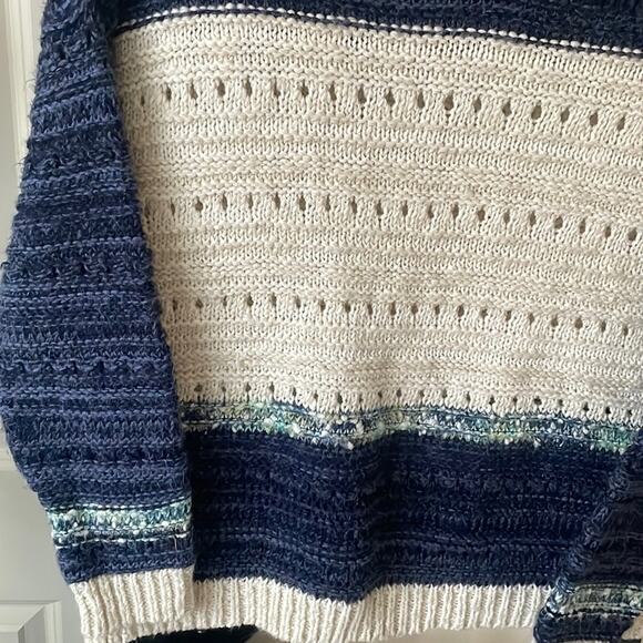 URBAN OUTFITTERS ECOTE White & Blue Striped Knit Sweater Size Medium - Picture 2 of 5